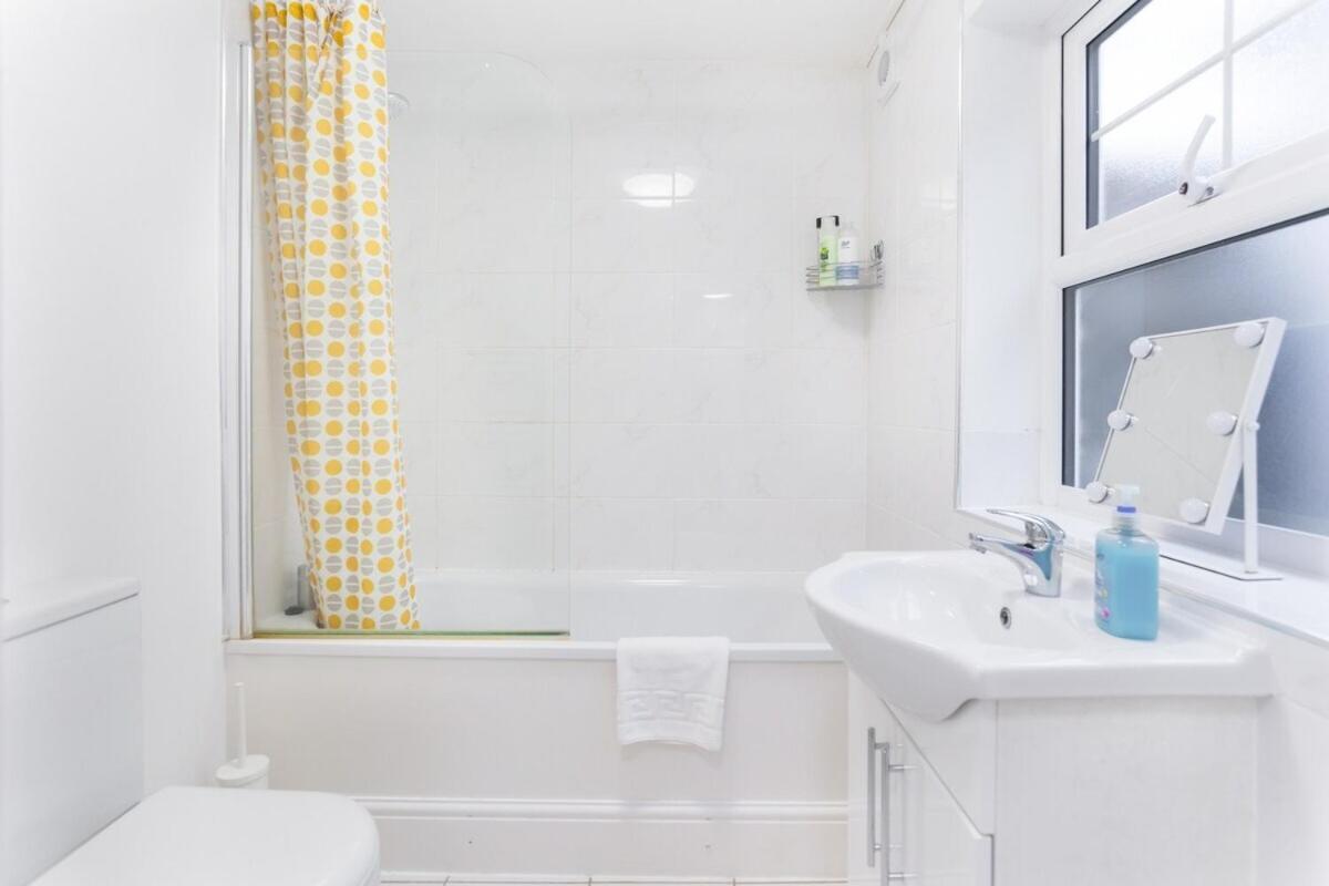 City Center Camden Market Budget Apartment And Rooms London Bagian luar foto